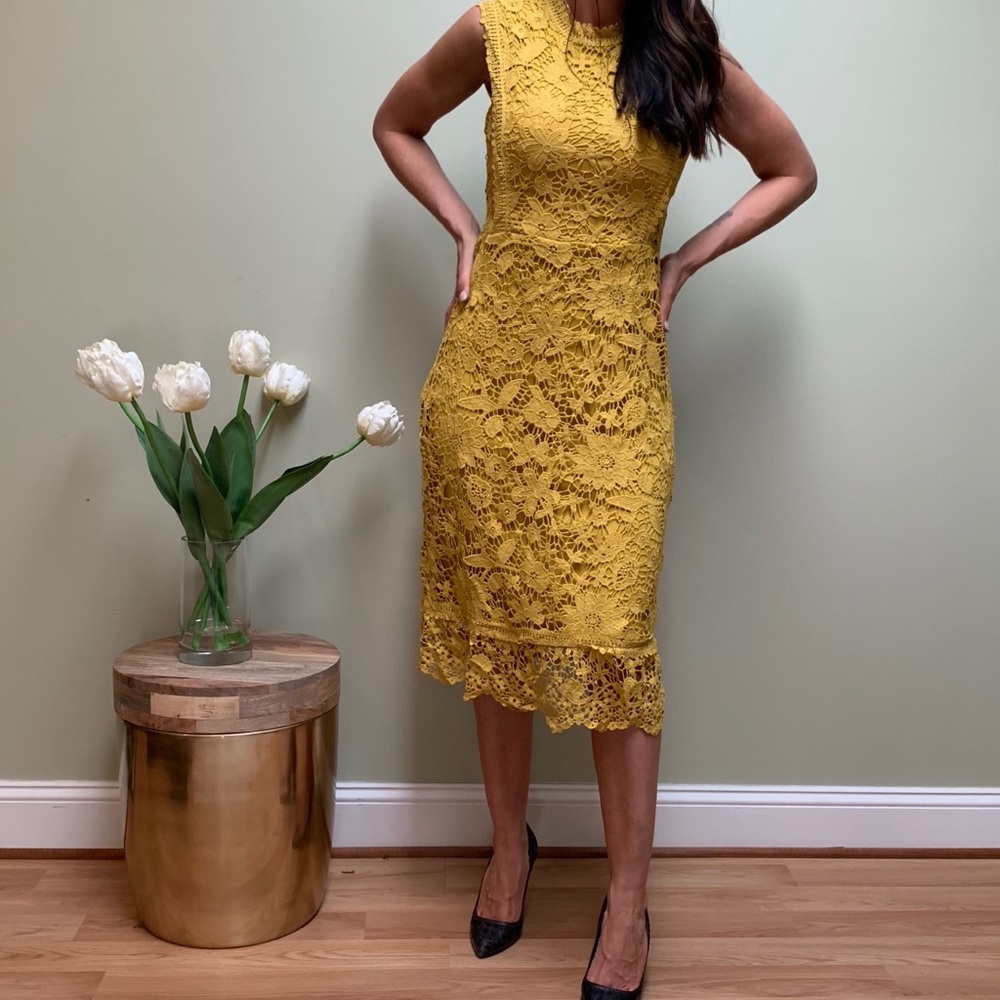Midi length lace dress